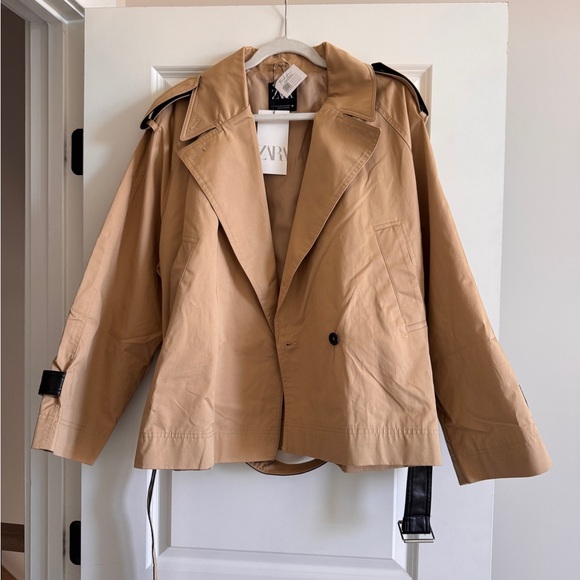 Zara Tan Trench Coat with Black Belt - Picture 2 of 7